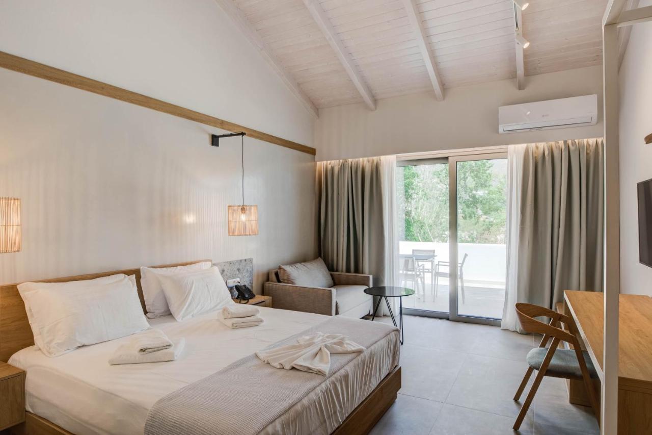 Alboro Seaside Suites Parga Exterior photo