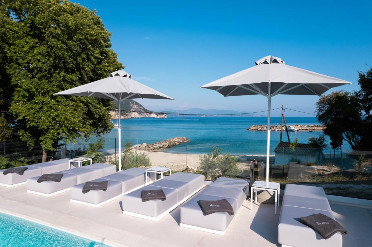 Alboro Seaside Suites Parga Exterior photo