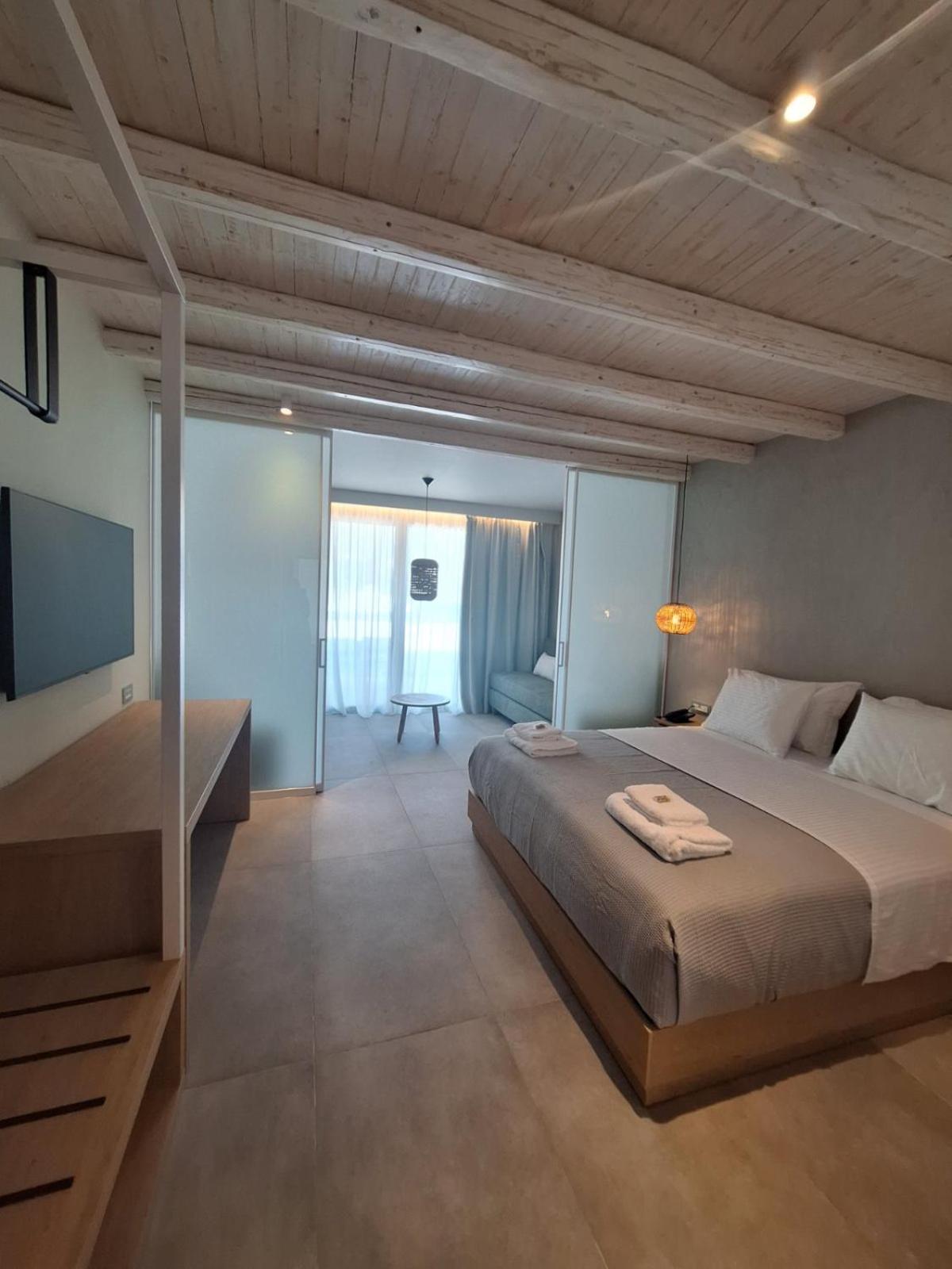 Alboro Seaside Suites Parga Exterior photo
